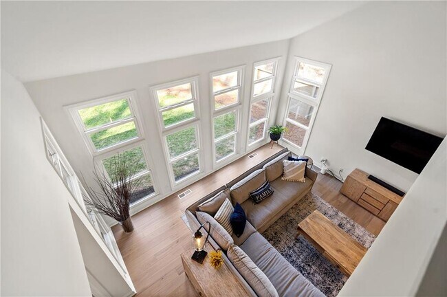 Building Photo - 181 Arrowood Ln