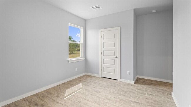 Building Photo - 12624 E Hefner Rd