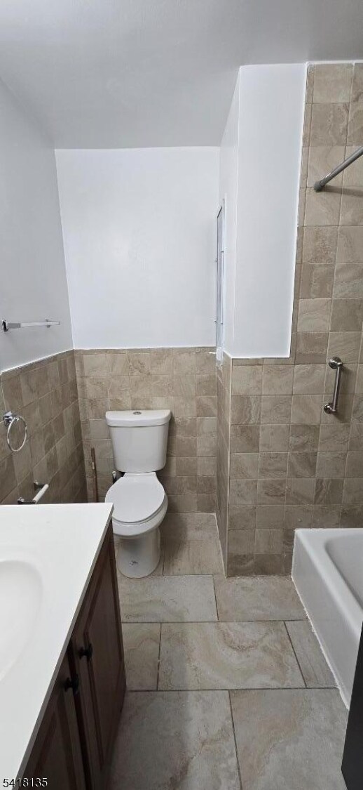 Building Photo - 206 Main St