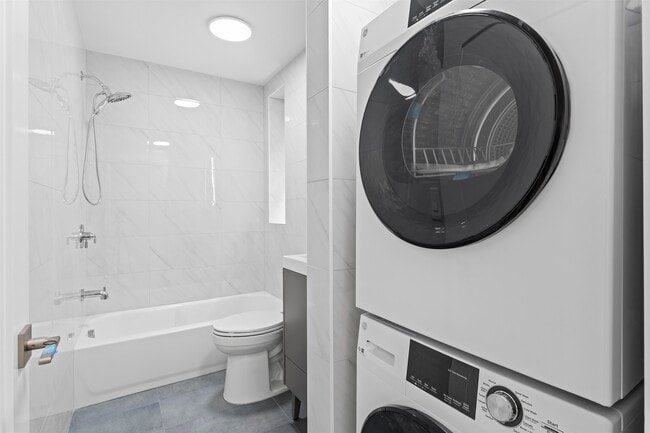 Building Photo - 2505 Central Ave