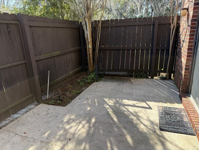 Building Photo - 4812 Windrush Ln