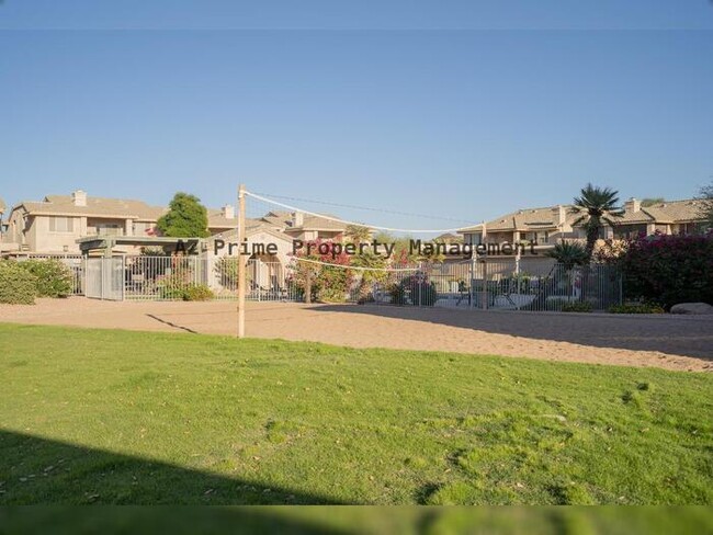 Building Photo - 16013 S Desert Foothills Pkwy