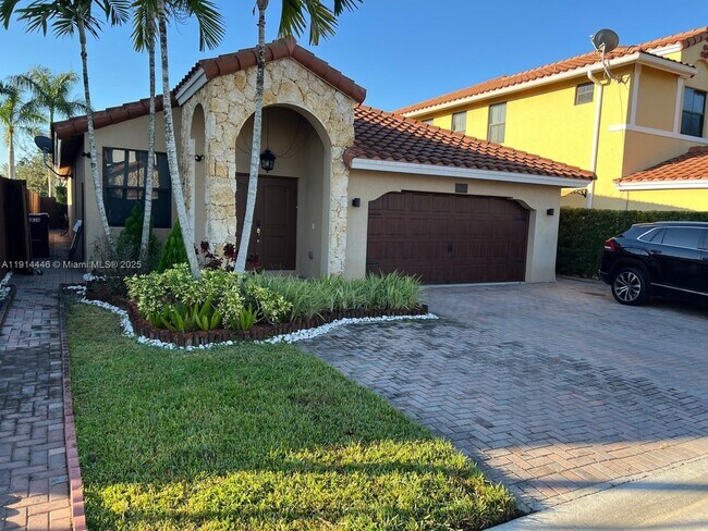 Building Photo - 9816 NW 10 Terrace