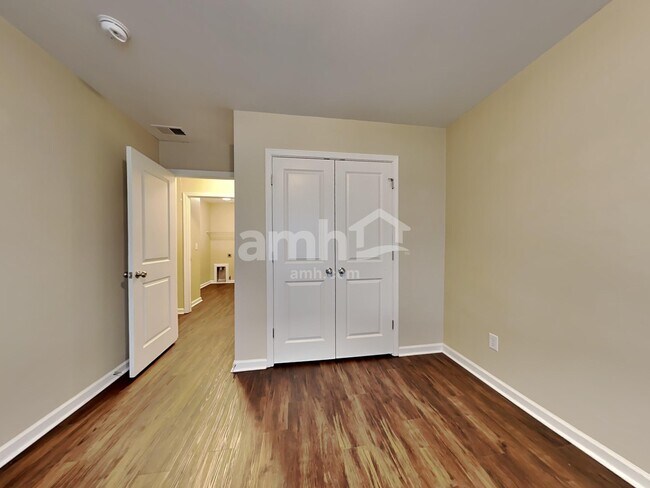 Building Photo - 317 Drayton Place Dr