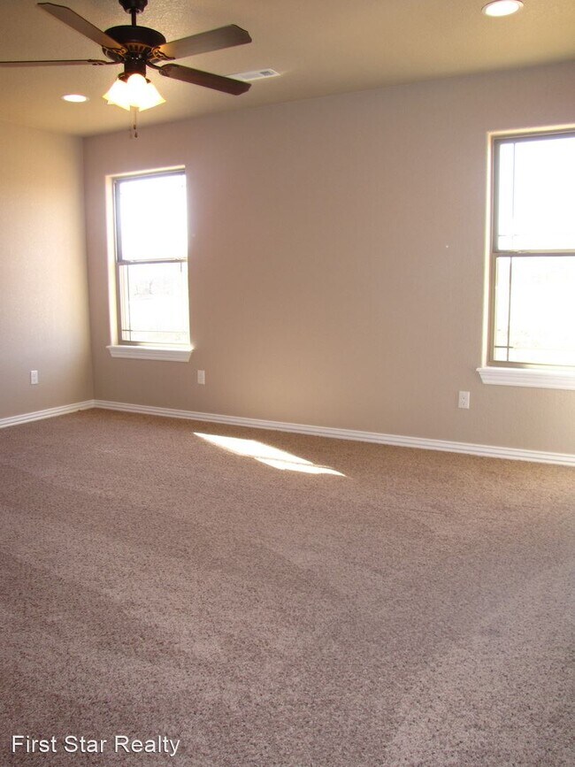 Building Photo - 3 br, 2 bath House - 1630 Omaha Drive