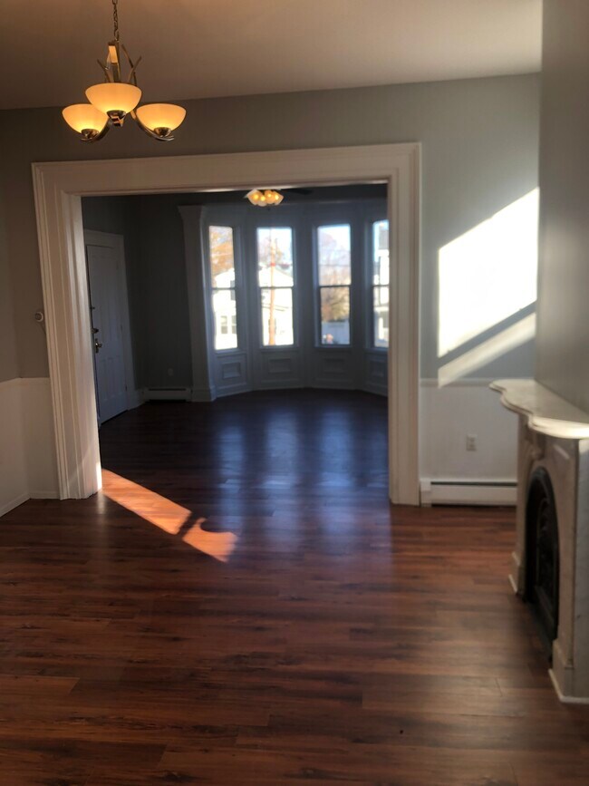 Building Photo - 26 W 4th St