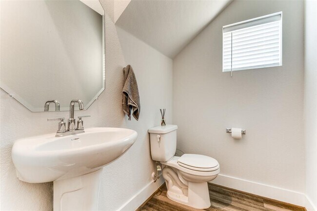 Building Photo - 7400 Wynkoop Ct