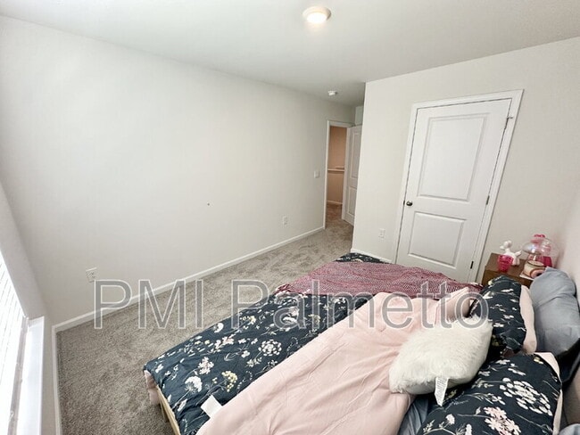 Building Photo - 412 Delahays Rd