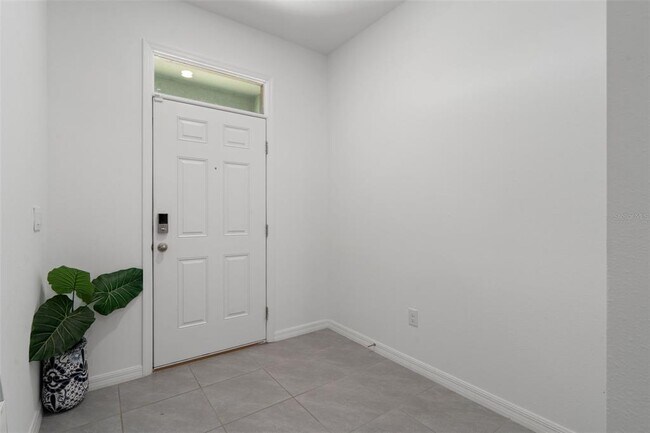 Building Photo - 11385 Crescent Deer Dr