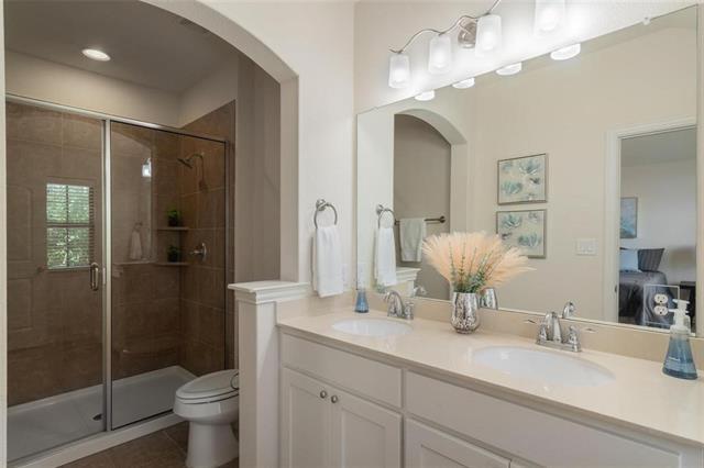 Building Photo - 2233 Caniesto St