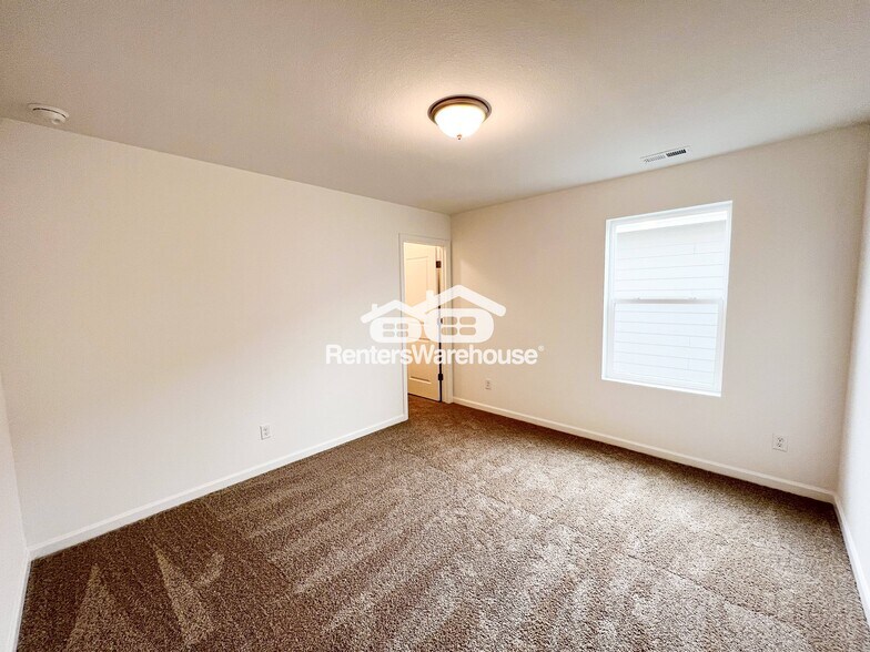 Building Photo - 53 Acorn Crk Ct