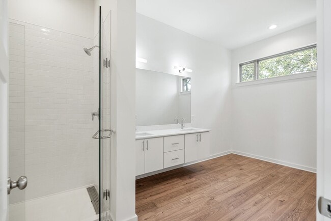 Building Photo - High View Neighborhood - Single-Family Home for Lease