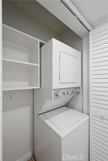 Building Photo - 454 Seaward Rd