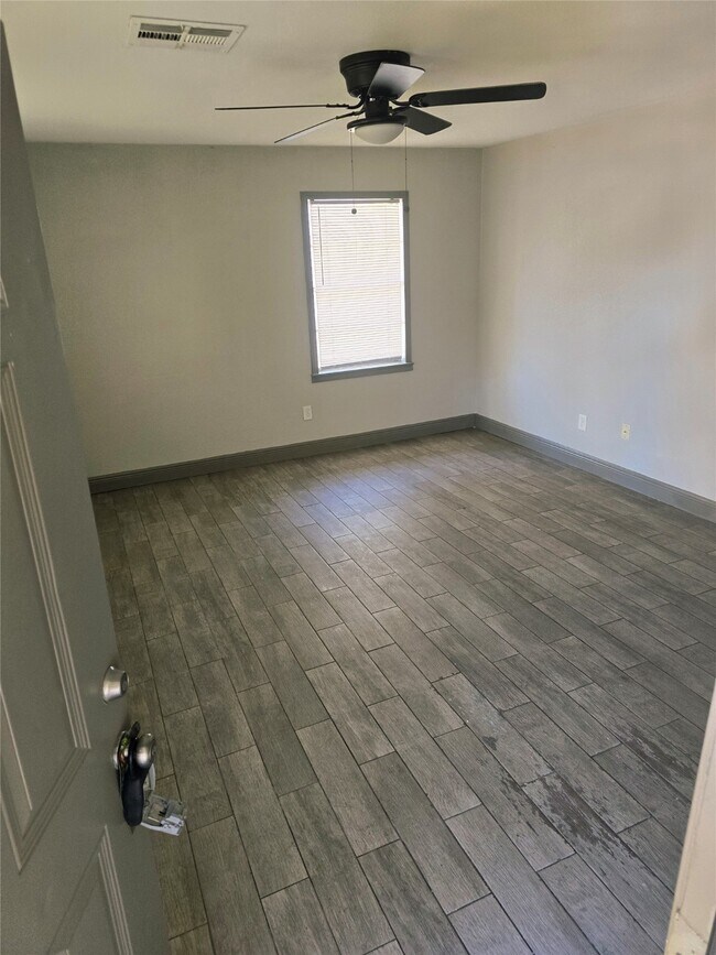 Building Photo - 3308 Sophie Ann Dr