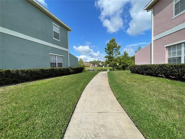 Building Photo - 2432 Caravelle Cir