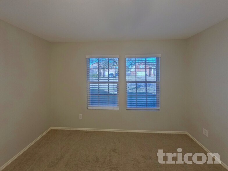 Building Photo - 1437 Lauren Dr