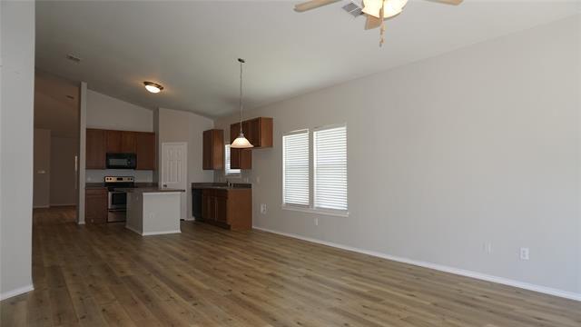Building Photo - 5839 Midnight Ln