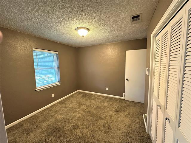 Building Photo - 1707 Bedford Oaks Ct