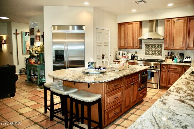 Building Photo - 6108 E Morning Vista Ln