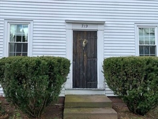 Building Photo - 717-719 Stony Hill Road