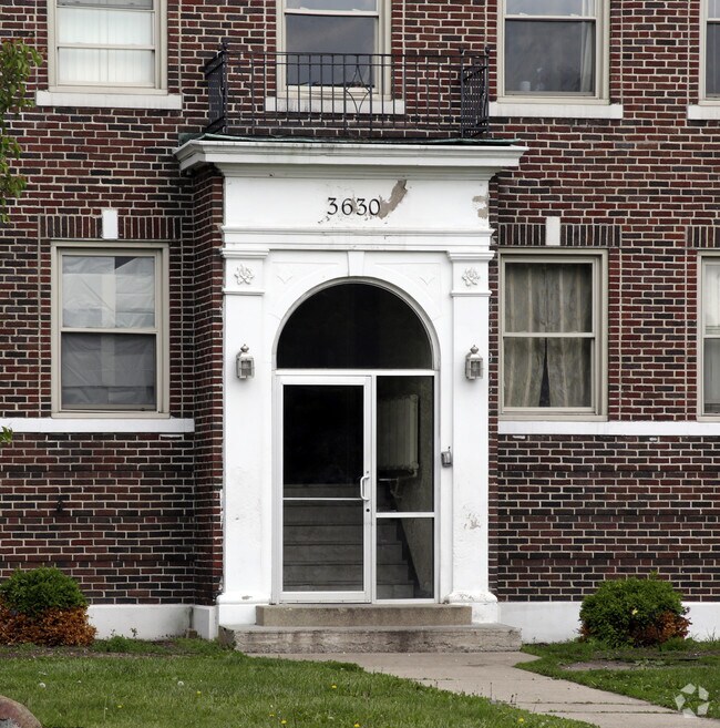 Building - Winston