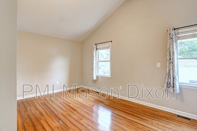 Building Photo - 1651 Elkridge Dr