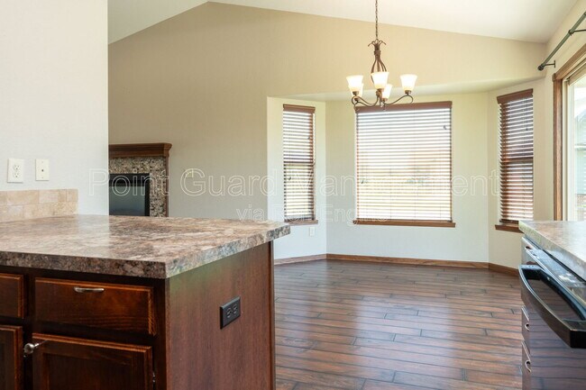Building Photo - 810 Bristol Cir