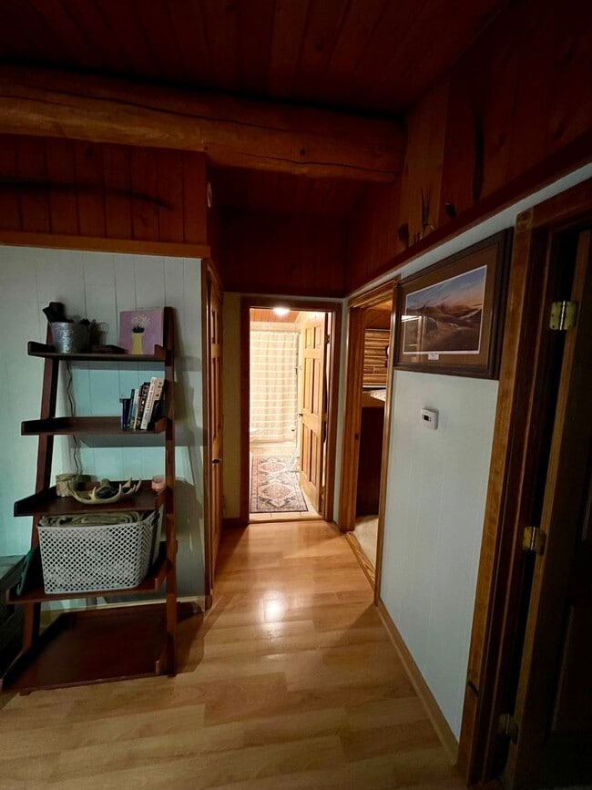 Building Photo - Charming 3-Bedroom Home in North Pole, AK ...