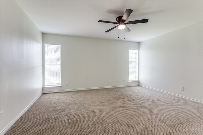 Building Photo - 2126 Trellis Pl