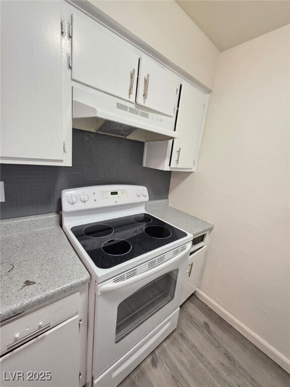 Building Photo - 1121 E Desert Inn Rd