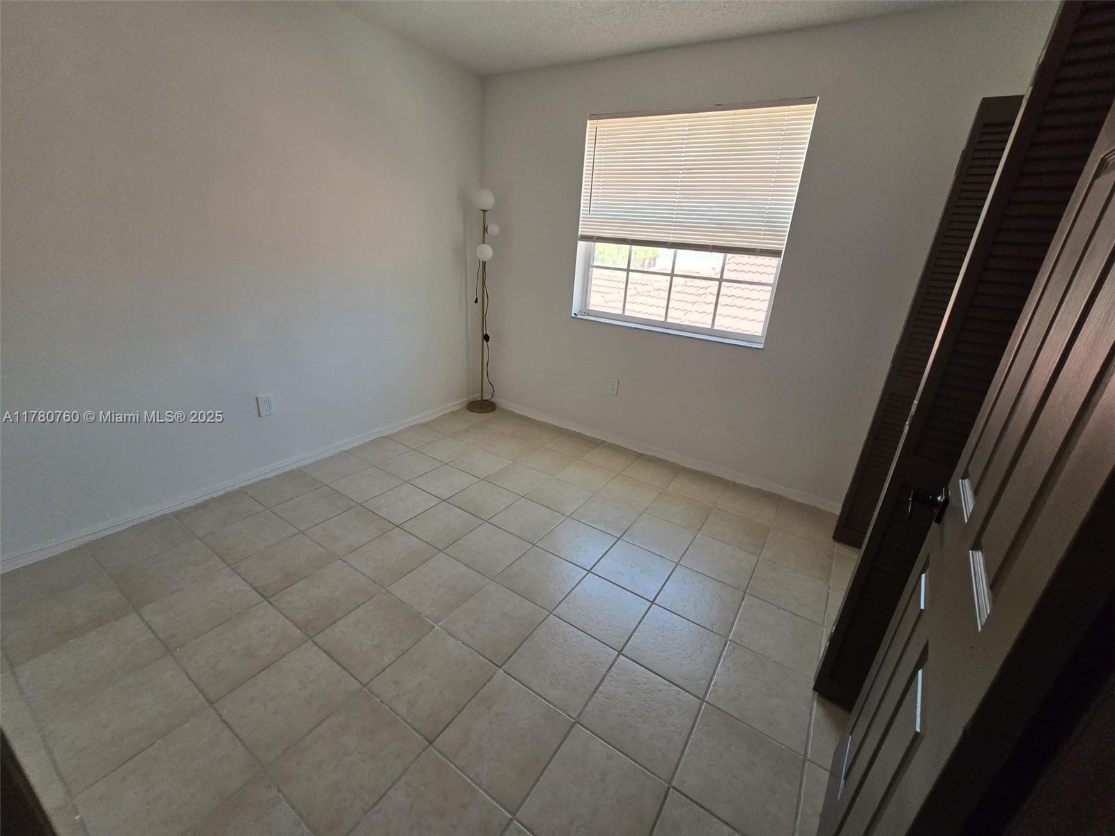 Building Photo - 8332 NW 195th Ter