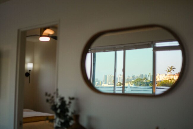 Building Photo - 1773 Torrance St