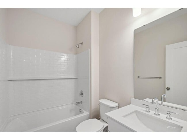 Building Photo - 13104 Ghia Ct NE