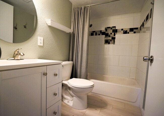 Building Photo - 10529 Pierson Cir