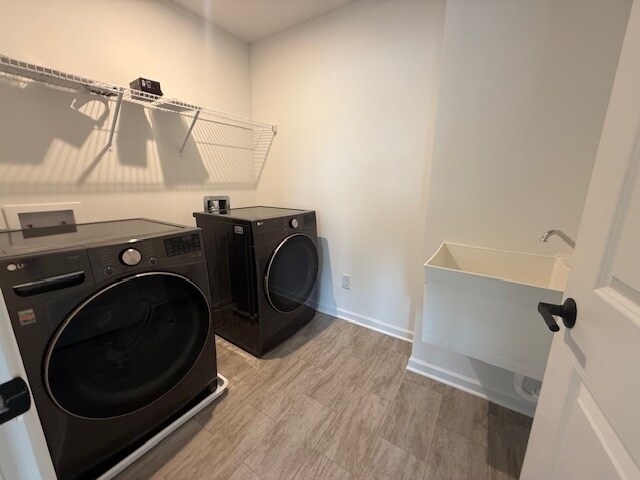 Building Photo - 148 Country Meadow Ln