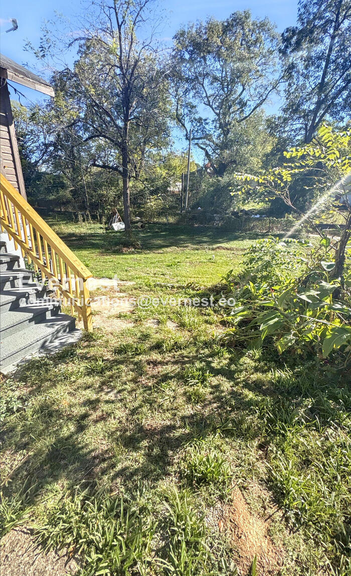 Building Photo - 417 62nd St