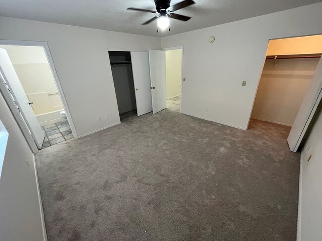 Building Photo - 3BR 2Ba Remodeled with Yard and Garage