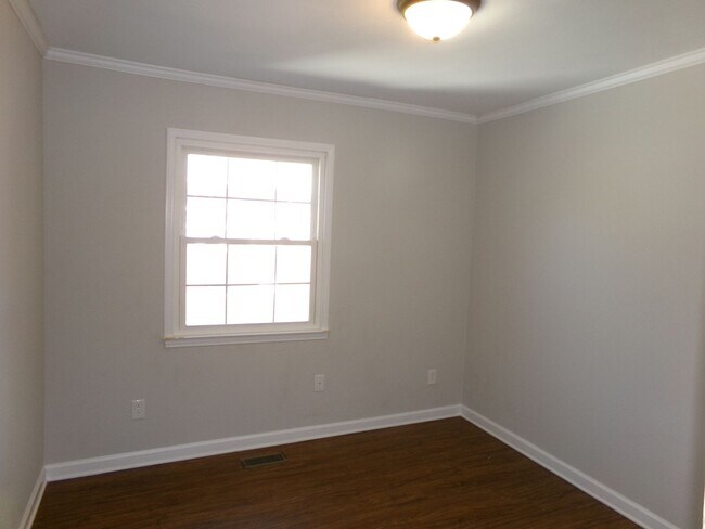 Building Photo - Robinhood and Peace Haven area