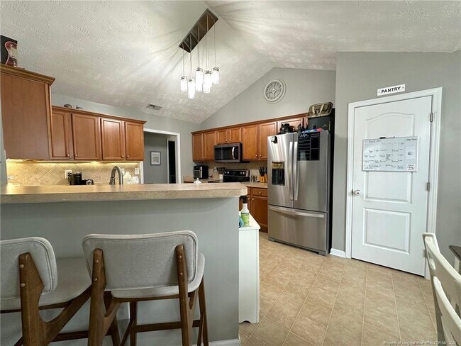 Building Photo - 2240 Sir Michael Dr