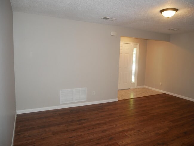 Building Photo - 4651 Addington Dr