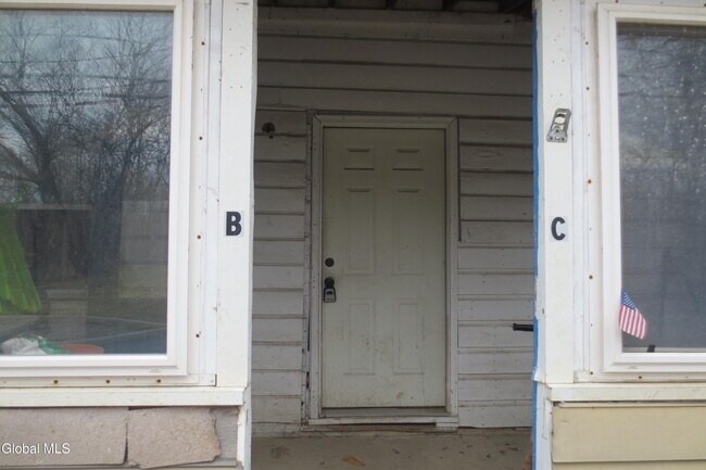 Building Photo - 34 Lake Ave