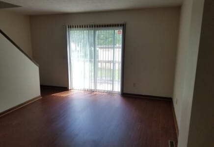 Building Photo - 827 Fisher Dr