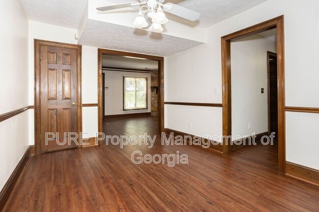 Building Photo - 21 Powers Ferry Manor SE