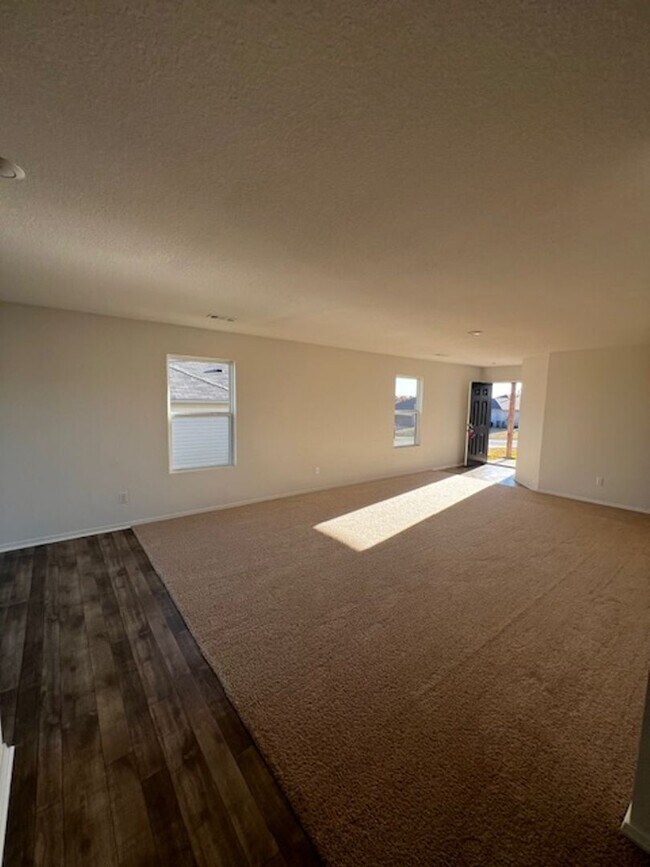 Building Photo - 5120 Red Fox Trl