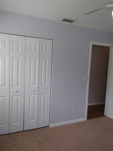 Building Photo - 5172 Taylor Ave