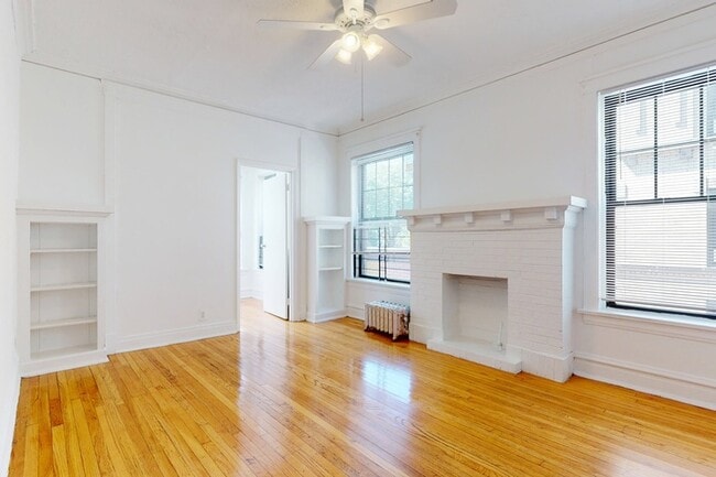 Floorplan - 5411-5421 S. Ellis Avenue