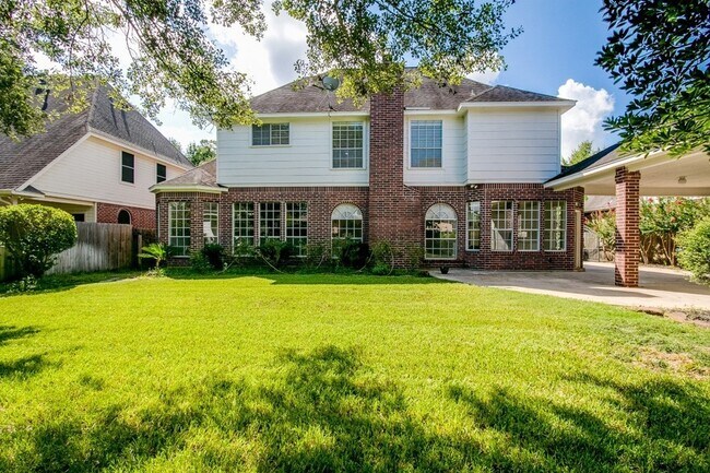 Building Photo - 6302 Laver Love Dr