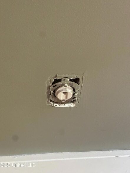 Building Photo - 3564 Cowan Pl