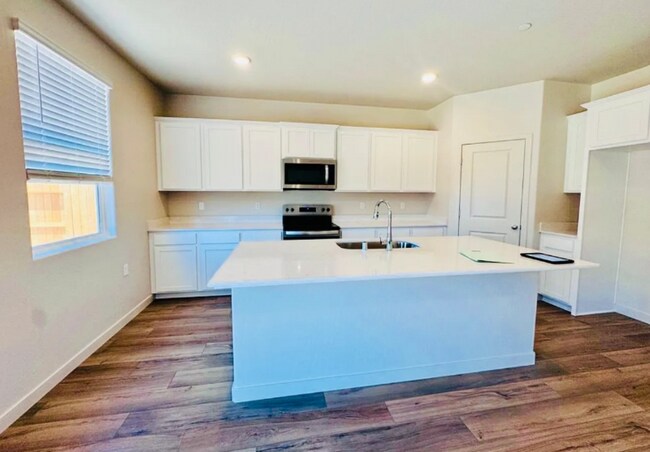 Building Photo - 4770 Sami Jo Dr