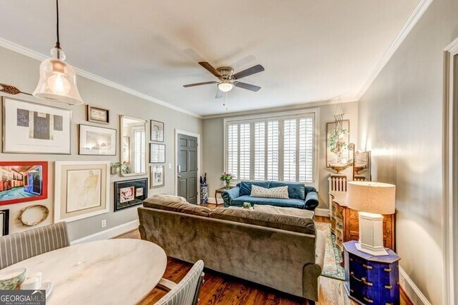 Building Photo - 28 Collier Rd NW